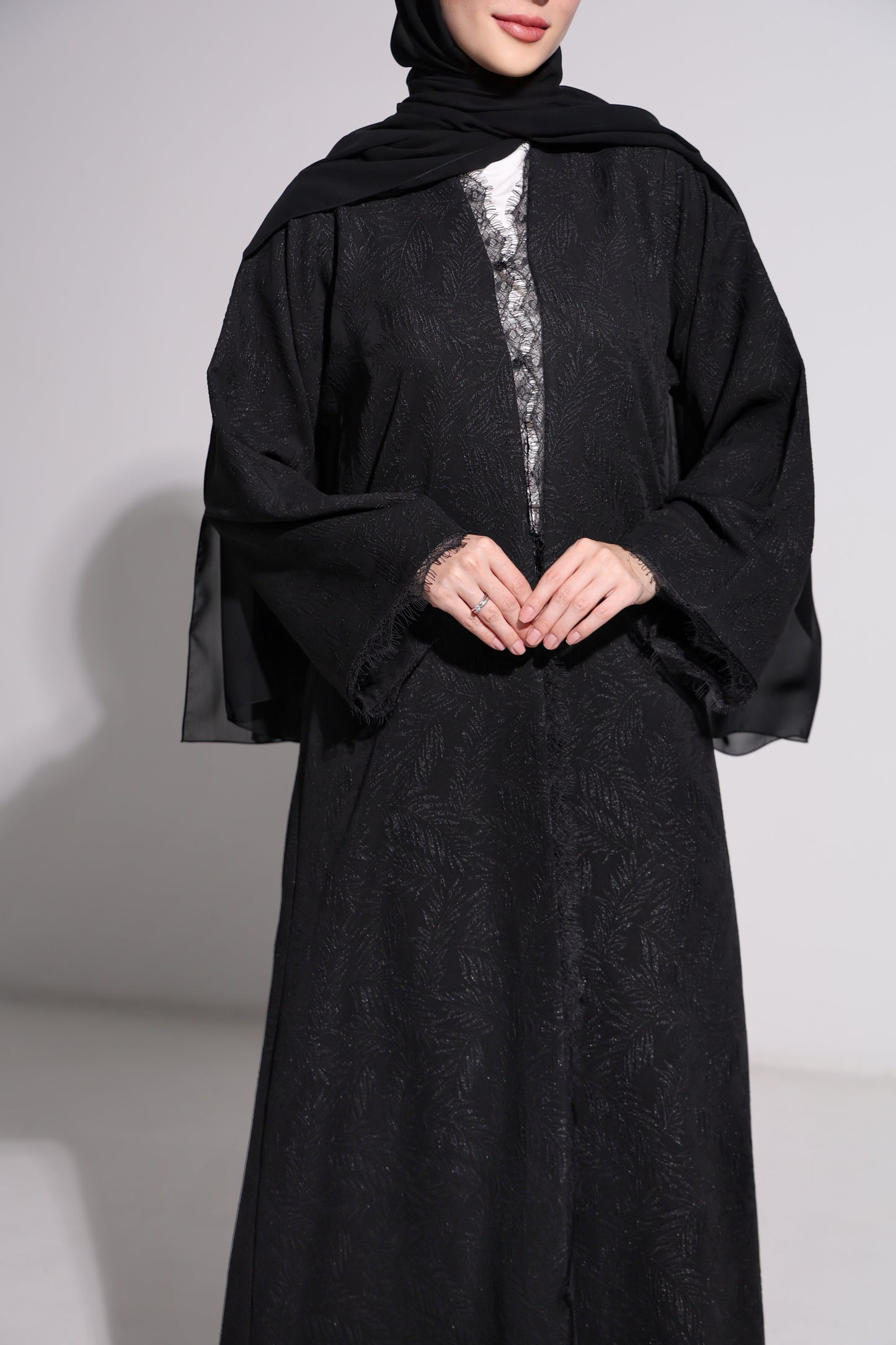 black-abaya