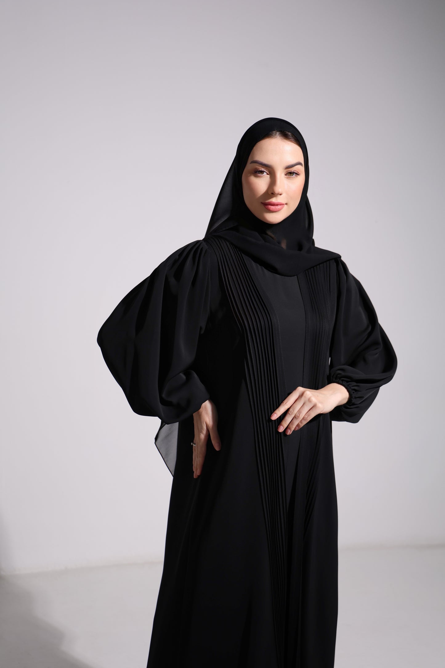 black-nada-abaya