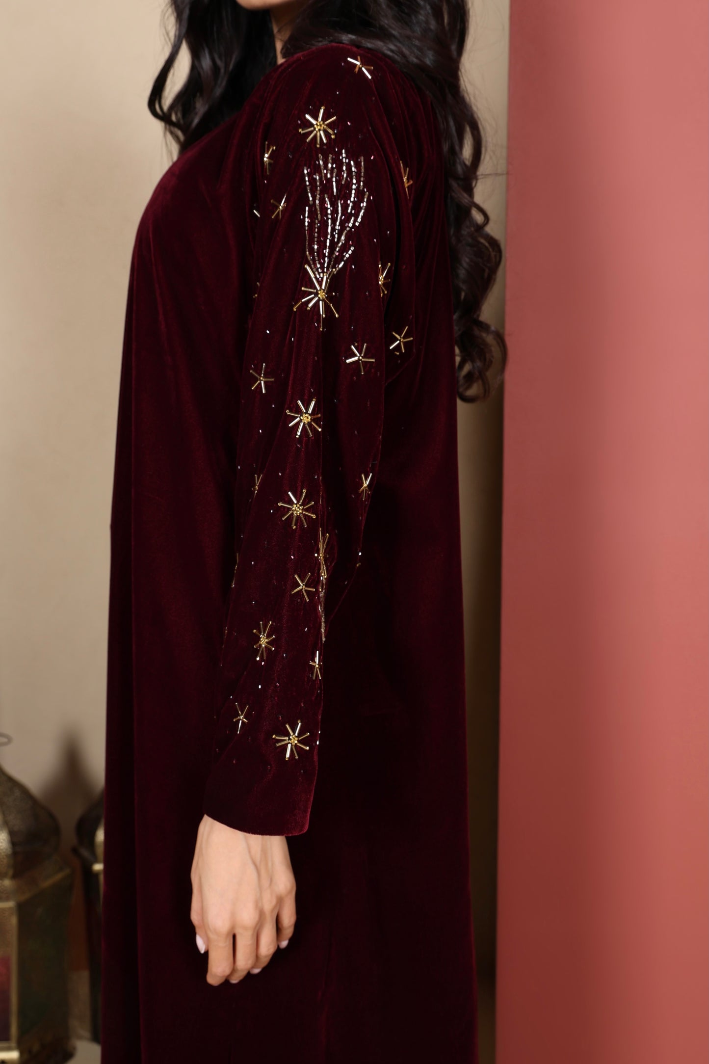 AMEERA - Maroon Velvet Abaya