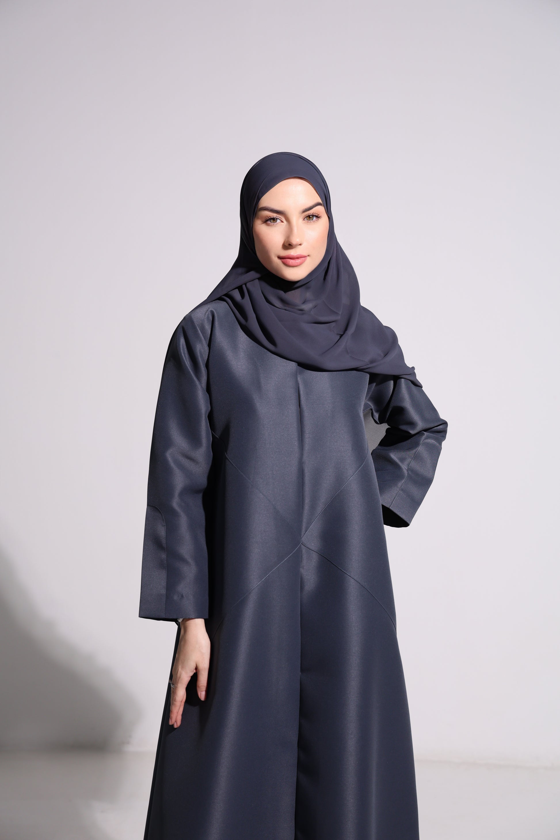 petrolium-satin-abaya
